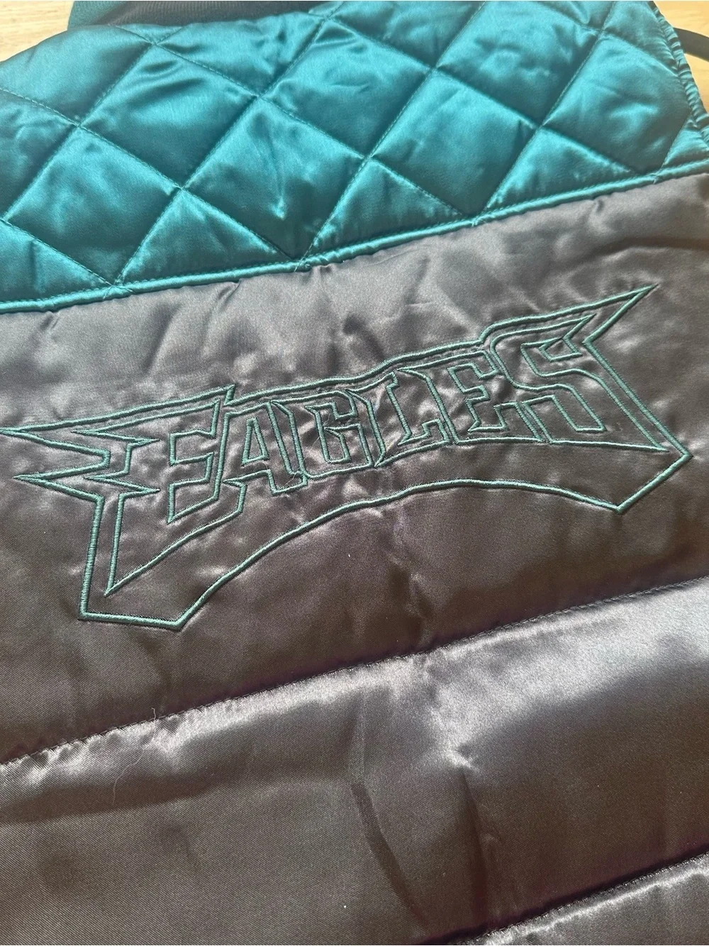 Philadelphia Eagles Vest Women’s Size Large L Black Green NFL Football Snap